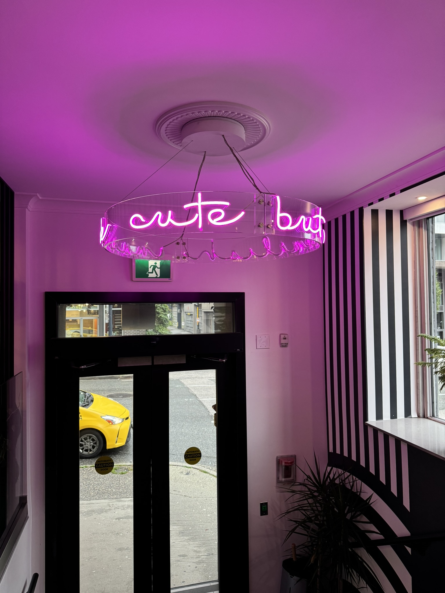 signs installation