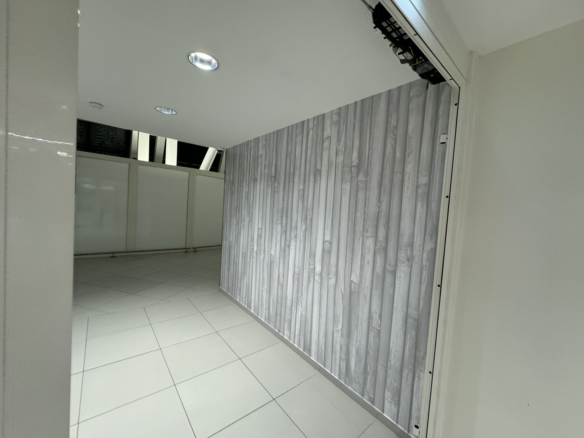 vinyl installation